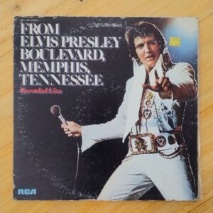 Elvis Presley - From Elvis Presley boulevard, Memphis, Tennessee (recorded live)