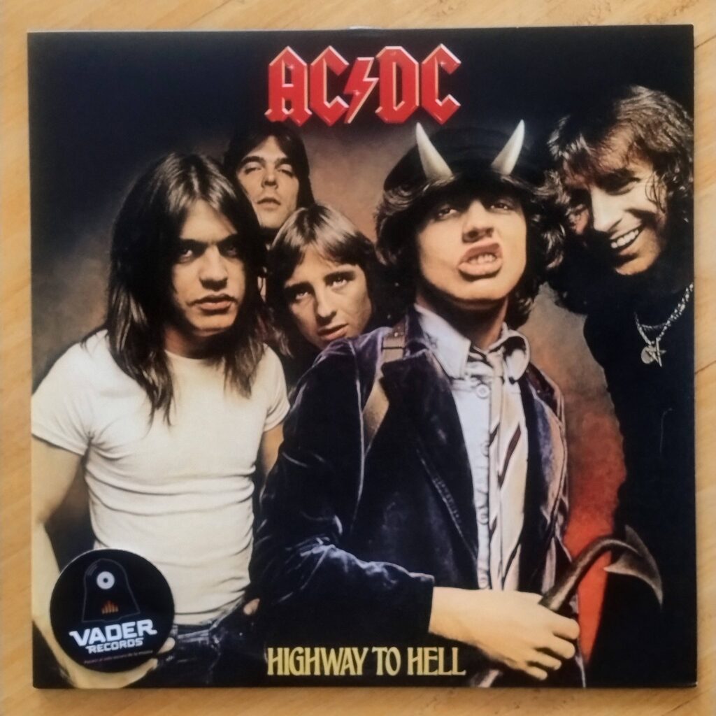 AC/DC – Highway to hell