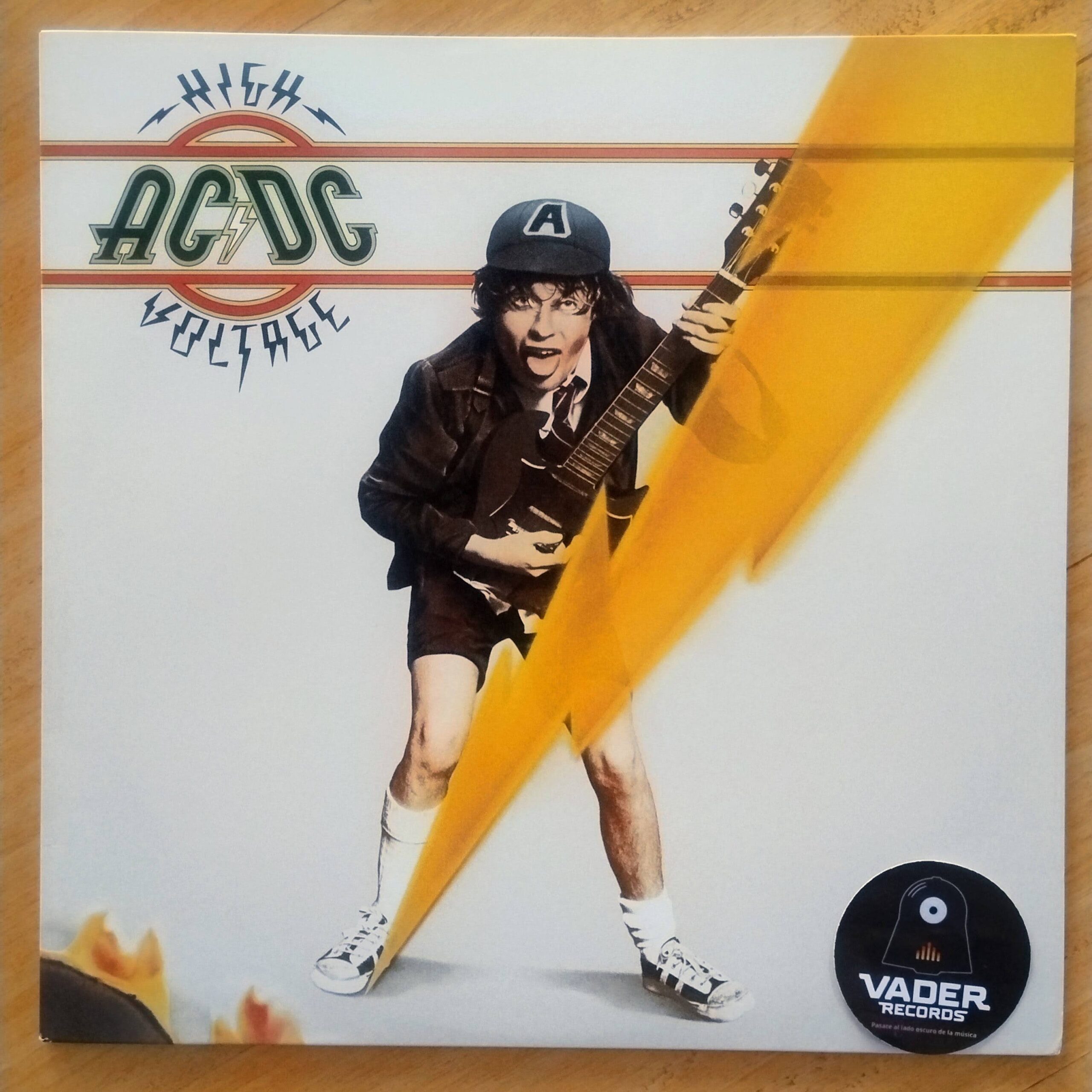 AC/DC - High Voltage